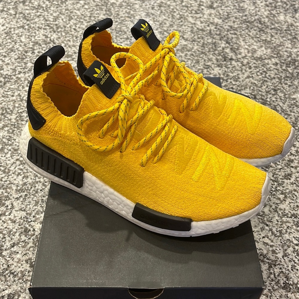 NMD_R1 Primeknit